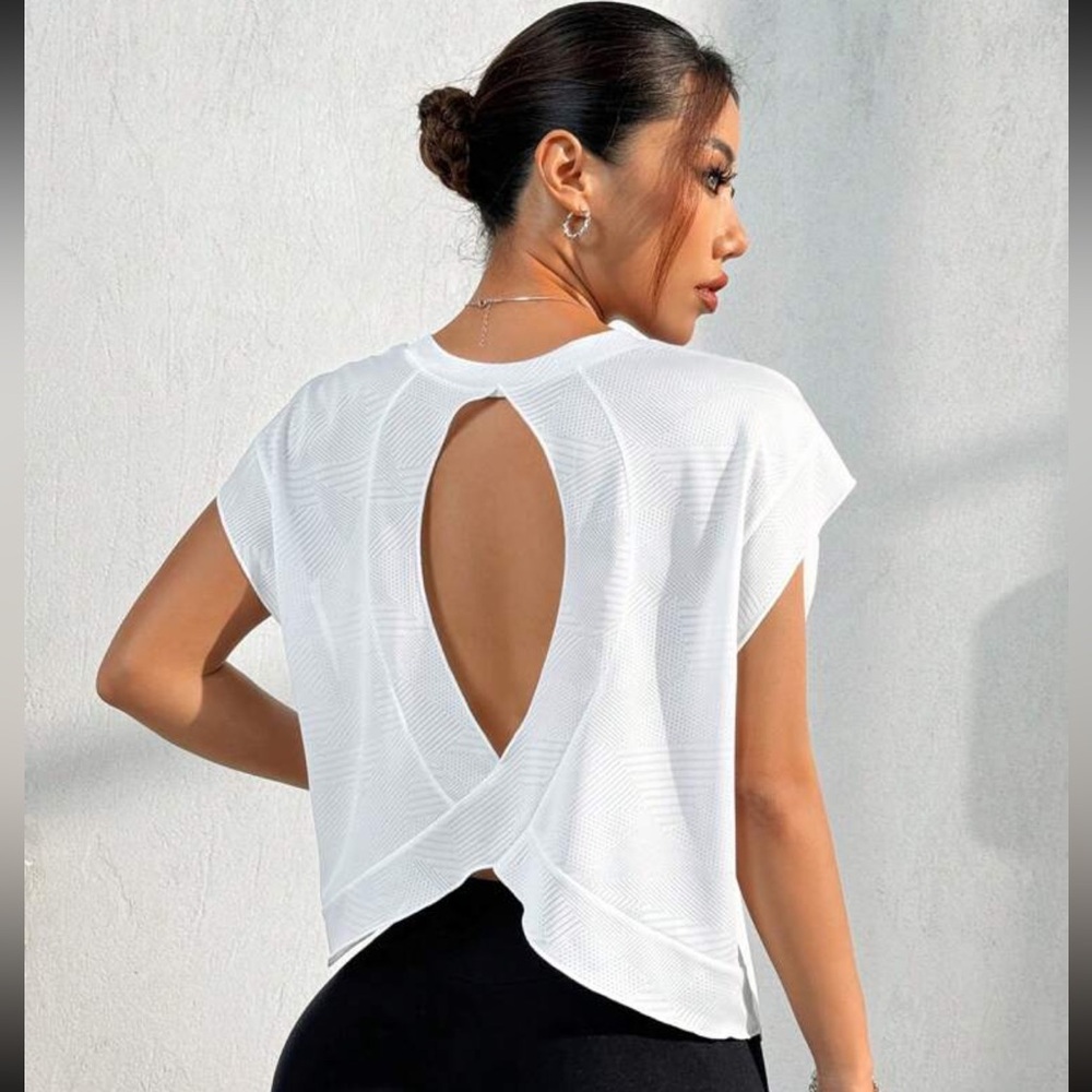 2/$20❤️- SHIRT | Women’s Shein athletic top size medium